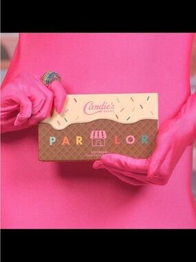 Candie's Ice Cream Themed Eyeshadow Palette - Pink & Cream Packaging
